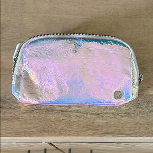 NWOT lululemon athletica Iridescent Everywhere Bag